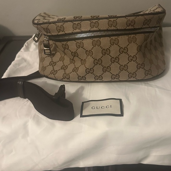Gucci Brown Monogram Belt Bag - Picture 1 of 12